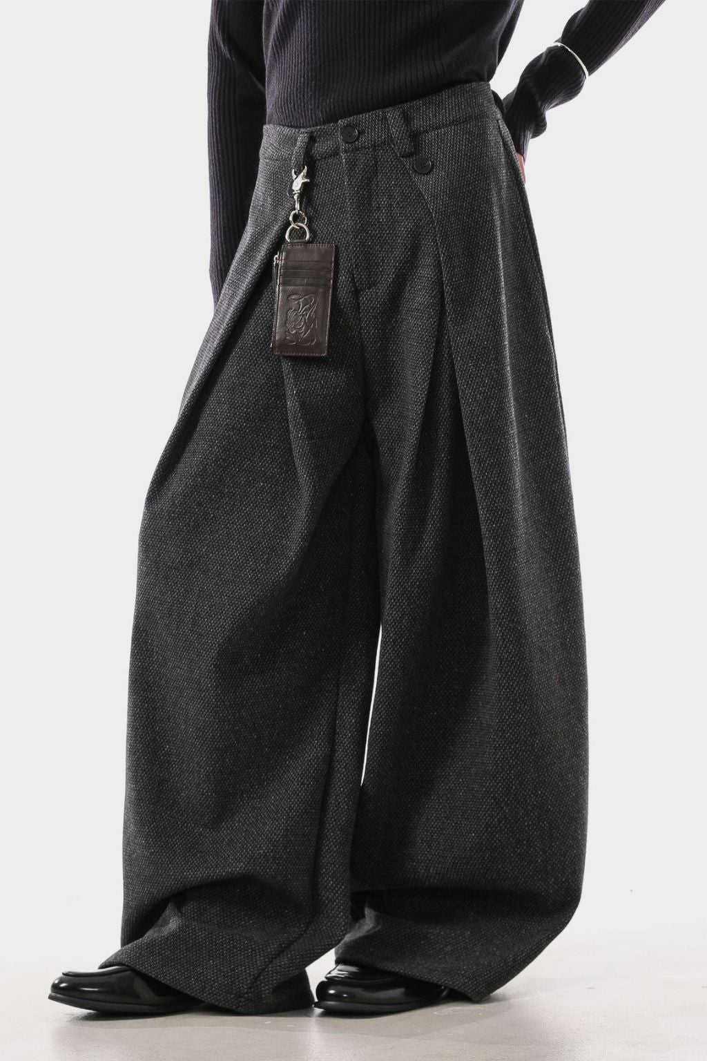 Pleated Textured Trousers