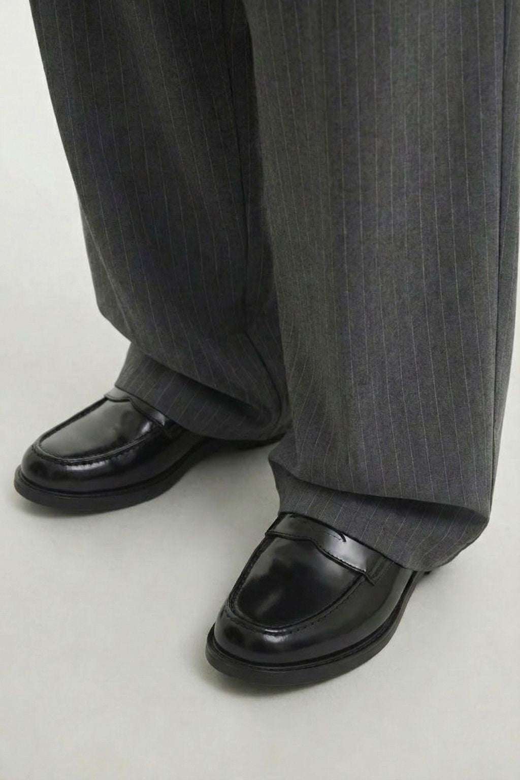 The Structura Loafer