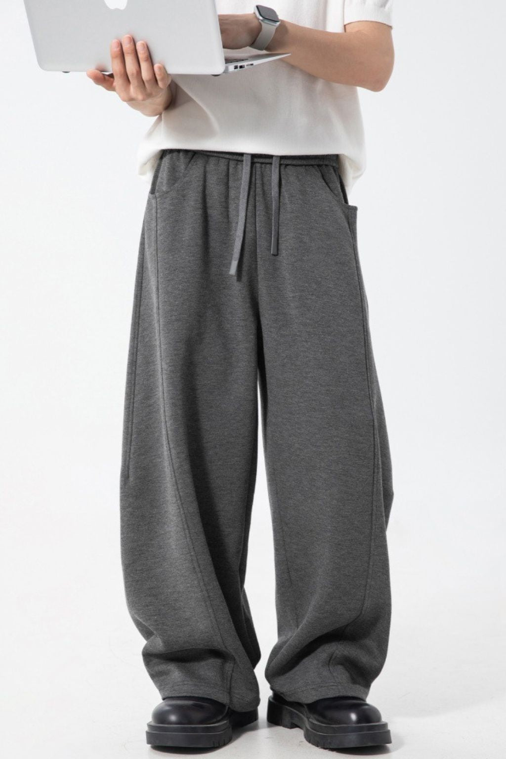 LAB Panelled Relaxed Track Pants