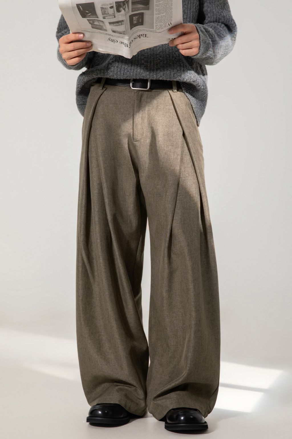 LAB Cross Pleated Relaxed Trousers